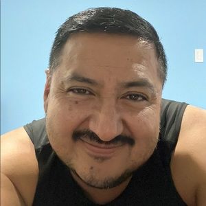 Meet your Posher, Jorge